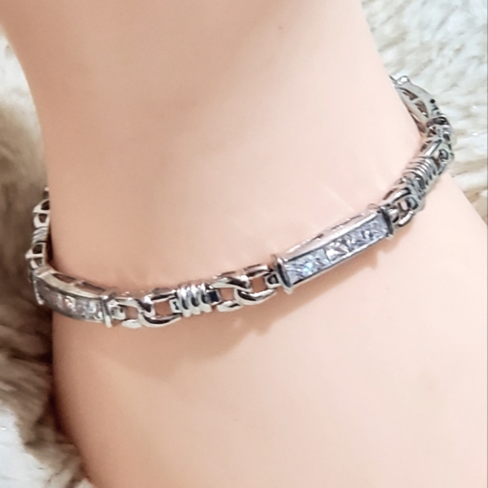 Silpada 925 Sterling Silver CZ Tennis Bracelet B0764